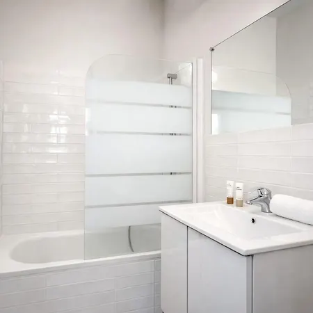 Apartment Eiffel Tower - Premium Family Flat With Lift *
