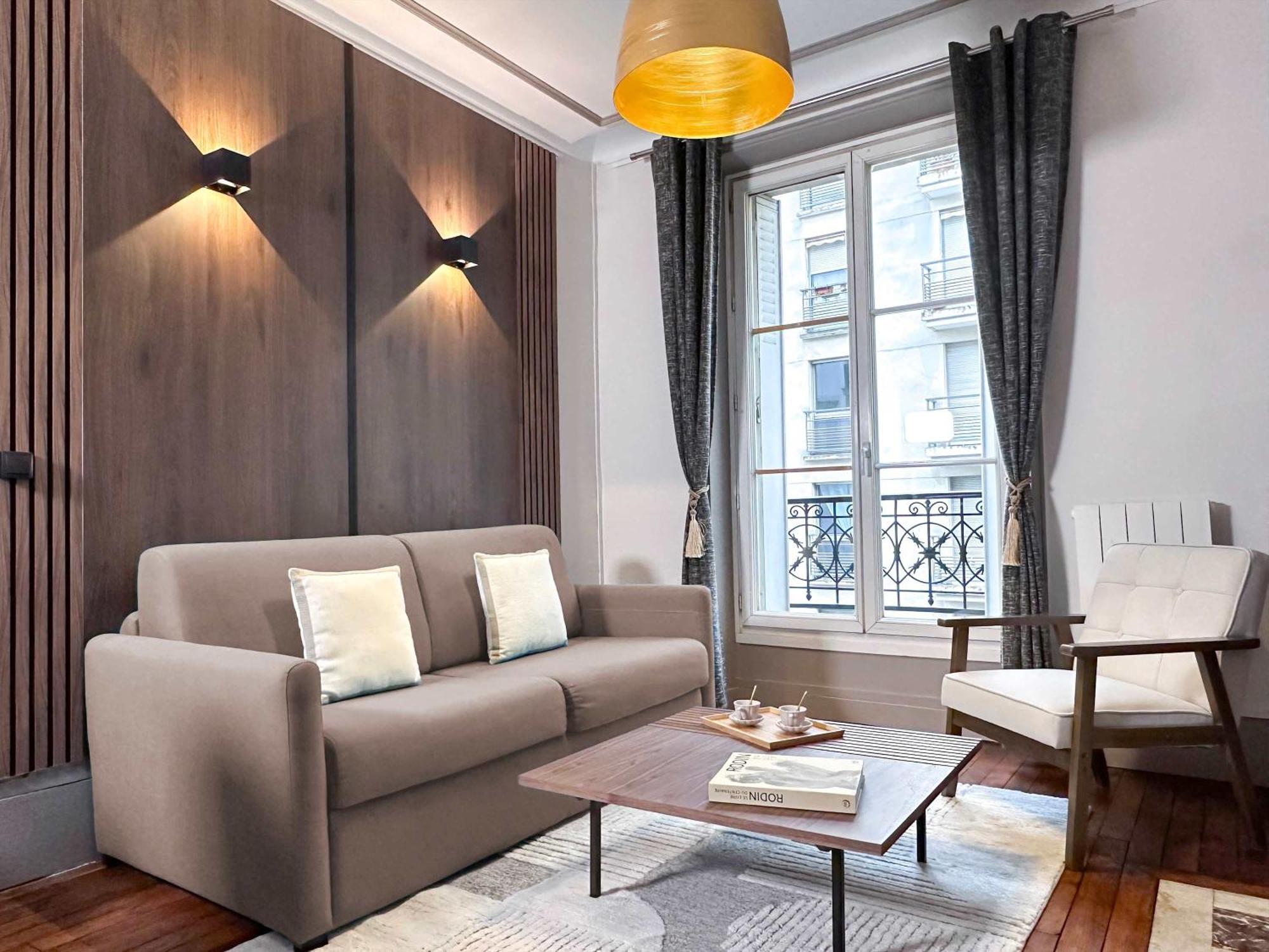 Apartment Eiffel Tower - Premium Family Flat With Lift *
