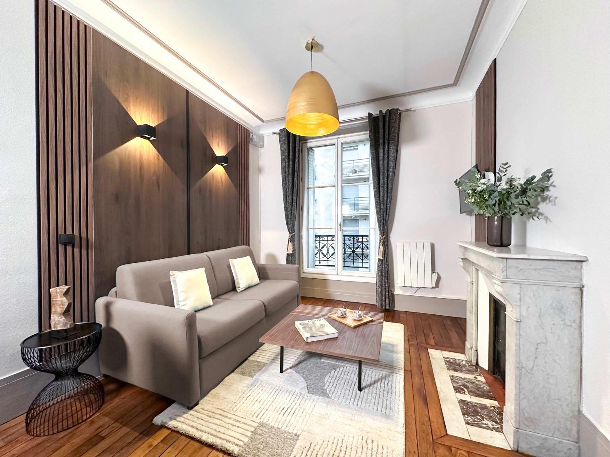 Eiffel Tower - Premium Family Flat With Lift Apartment *