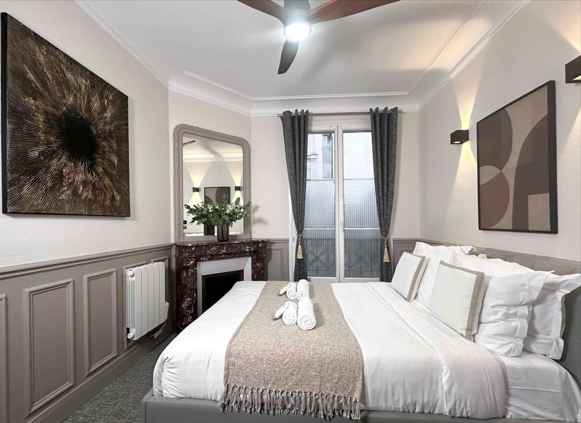 Eiffel Tower - Premium Family Flat With Lift *